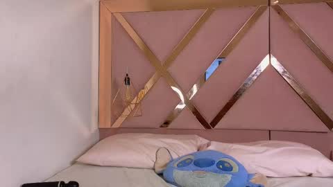 Snapshot of stephany_grand chatting on 10.04.25 stephany_grand online show from 10.04.25