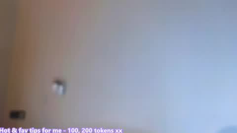 Stephany online show from 04.27.26