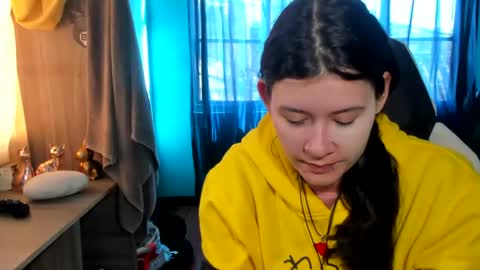 Stephany  independient model  online show from 07.27.26