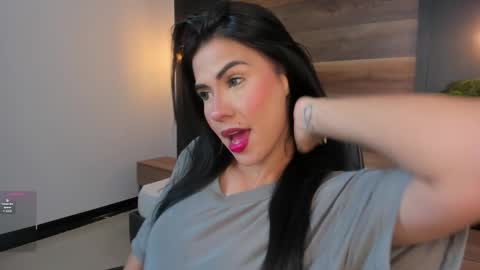 S T E P H A N Y A online show from 12.20.25