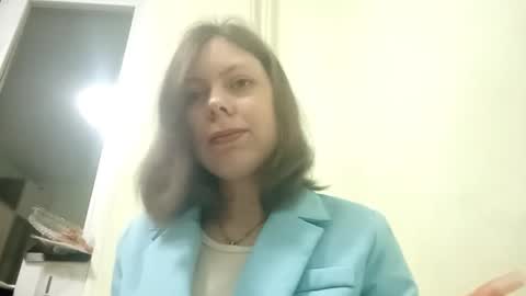 Snapshot of stephanyfuerte chatting on 12.03.25 Jessica online show from 12.03.25