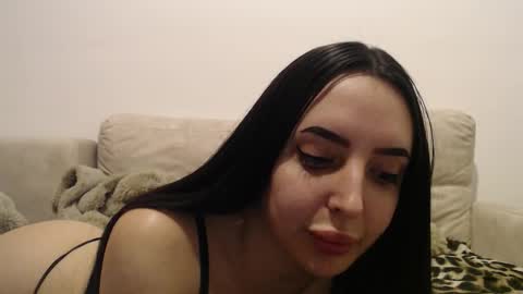 StepMommy19 online show from 01.18.26