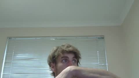 Snapshot of steveaussie chatting on 12.23.24 Australian420 online show from 12.23.24