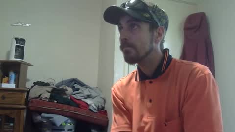 Snapshot of steveaussie chatting on 02.12.25 Australian420 online show from 02.12.25