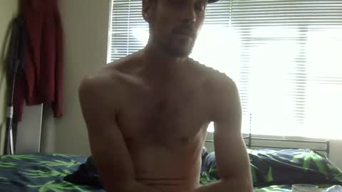 Snapshot of steveaussie chatting on 02.16.25 Australian420 online show from 02.16.25