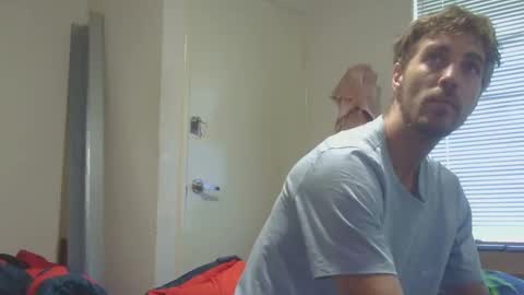 Snapshot of steveaussie chatting on 03.08.25 Australian420 online show from 03.08.25