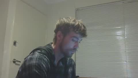 Snapshot of steveaussie chatting on 03.08.25 Australian420 online show from 03.08.25