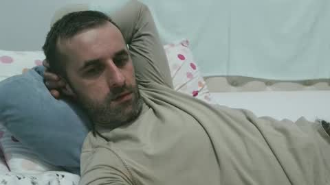 Snapshot of stevenpit chatting on 12.19.24 stevenpit online show from 12.19.24