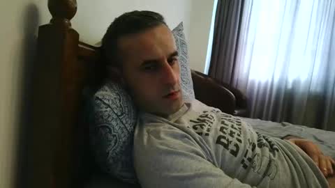 Snapshot of stevenpit chatting on 01.01.25 stevenpit online show from 01.01.25