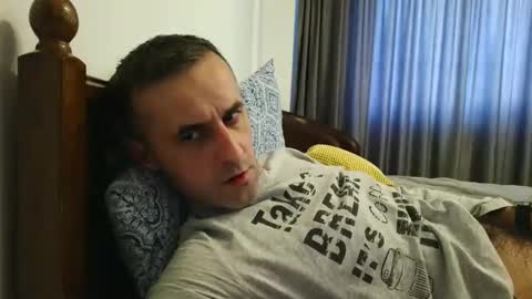 Snapshot of stevenpit chatting on 01.01.25 stevenpit online show from 01.01.25