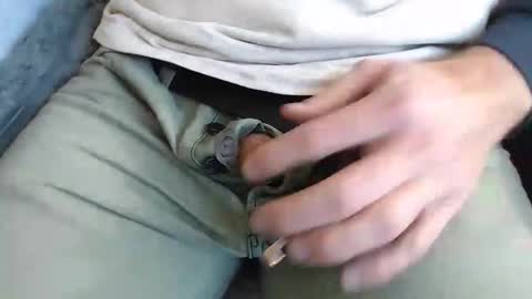 Snapshot of steveo_85 chatting on 11.05.25 white beef online show from 11.05.25