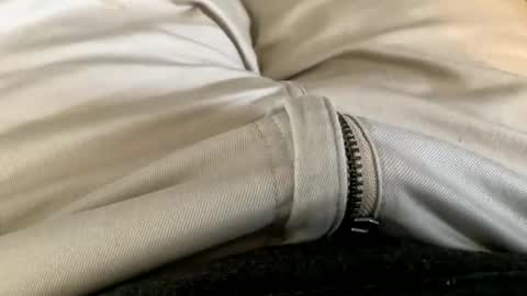 Snapshot of steviet6677 chatting on 12.01.25 steviet6677 online show from 12.01.25