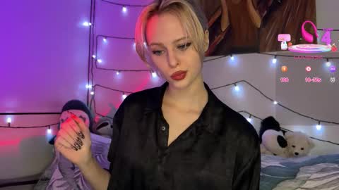 Snapshot of stillsweety chatting on 03.11.26 stillsweety online show from 03.11.26