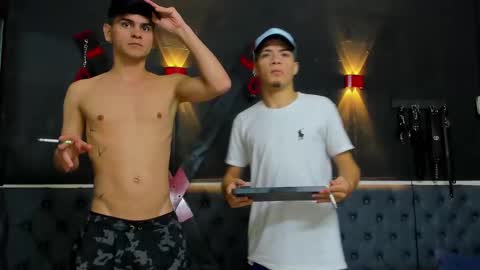 friends online show from 11.21.25