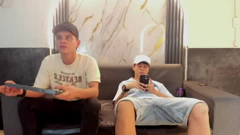 friends online show from 05.10.26
