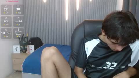 Snapshot of stiwentwink chatting on 06.10.26 Stiwen online show from 06.10.26