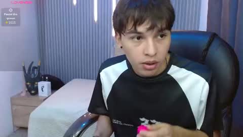 Snapshot of stiwentwink chatting on 07.15.26 Stiwen online show from 07.15.26