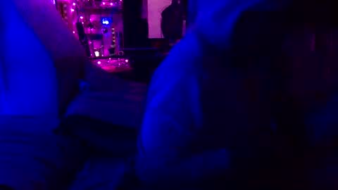 Snapshot of stl_puhcz_glob3r chatting on 11.18.25 stl_puhcz_glob3r online show from 11.18.25