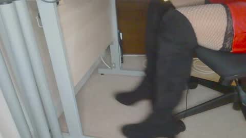 Snapshot of stockings_stockings chatting on 05.06.26 stockings_stockings online show from 05.06.26