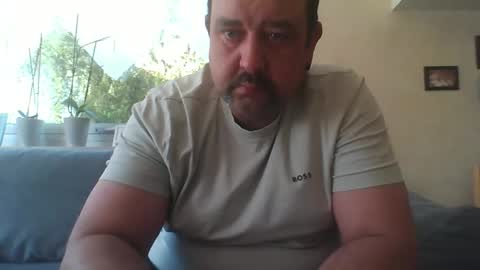 stoned1983 online show from 04.23.26