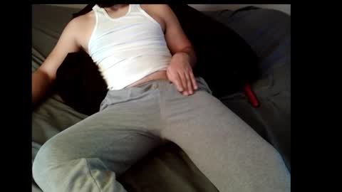 Snapshot of stonedandlovingit chatting on 09.17.25 stonedandlovingit online show from 09.17.25