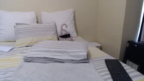 stonefruit76 online show from 02.14.26