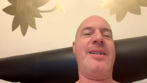 Snapshot of stoodley22 chatting on 12.21.25 Stoodley22 online show from 12.21.25