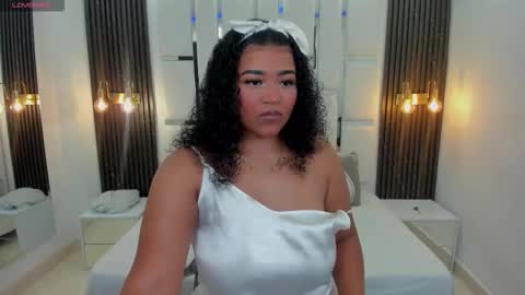 Snapshot of stormy_kox chatting on 12.03.25 Stormy online show from 12.03.25