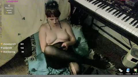 Snapshot of stormythunder chatting on 12.12.24 Stormythunder online show from 12.12.24