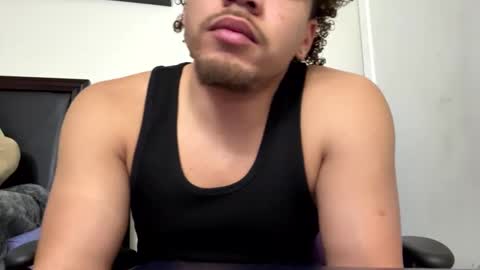 Snapshot of str8dj chatting on 12.31.24 Dj online show from 12.31.24