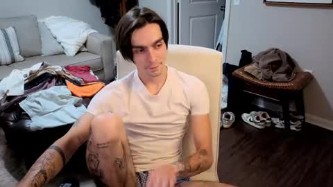 Snapshot of str8whiteboy21 chatting on 06.05.26 str8whiteboy21 online show from 06.05.26