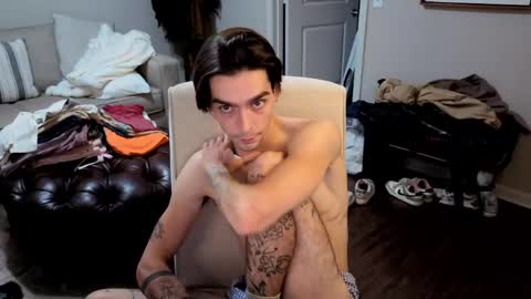 Snapshot of str8whiteboy21 chatting on 06.05.26 str8whiteboy21 online show from 06.05.26