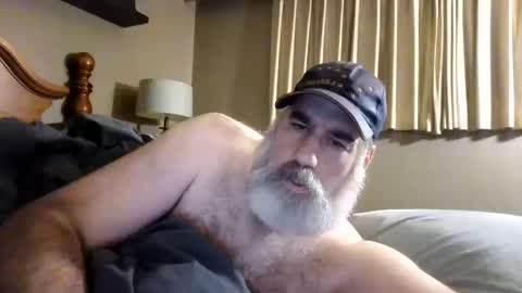 Straightbear4you online show from 10.13.25