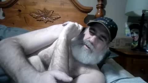 Straightbear4you online show from 10.30.25