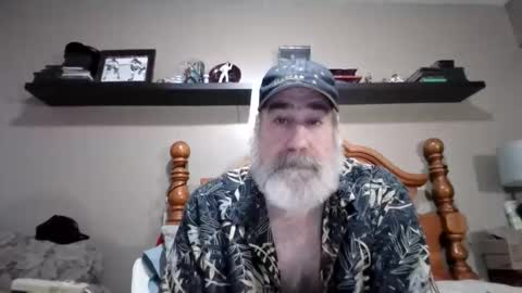 Straightbear4you online show from 11.12.25