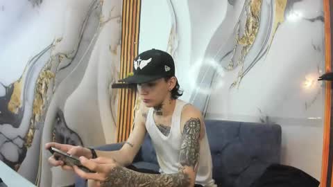 Snapshot of straightboy_nick chatting on 10.26.25 NICK online show from 10.26.25