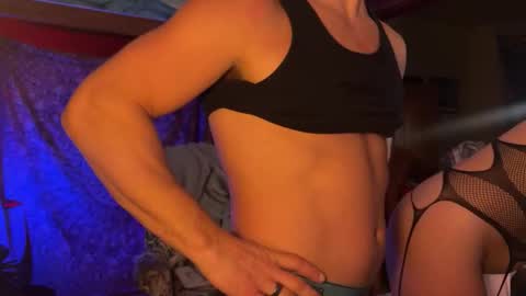 Snapshot of straightishd chatting on 11.09.25 Cowboy Zuhly online show from 11.09.25