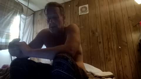 straighttoy online show from 12.18.25