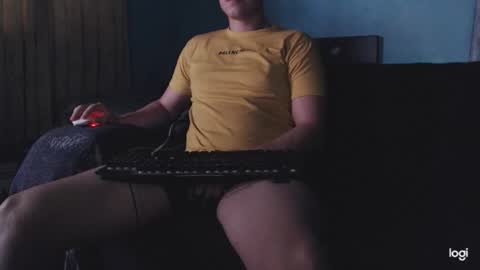 Snapshot of straiker_ chatting on 02.08.26 striker online show from 02.08.26