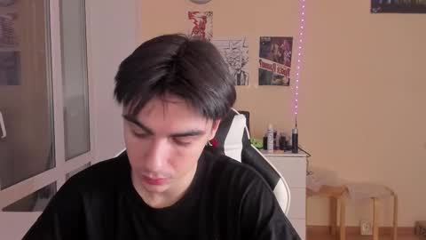 Ray online show from 02.18.25