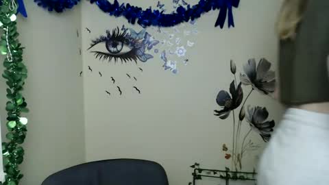 Amalia online show from 02.25.25