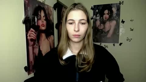 Amalia online show from 09.28.25