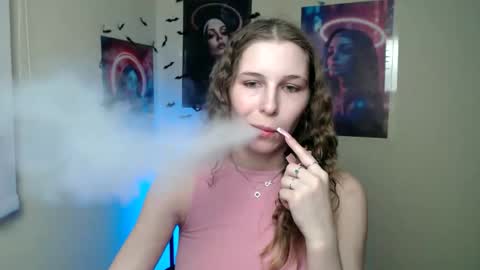 Snapshot of stranger_giirl chatting on 03.11.26 Amalia online show from 03.11.26