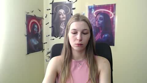 Snapshot of stranger_giirl chatting on 04.03.26 Amalia online show from 04.03.26