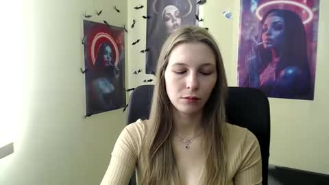 Snapshot of stranger_giirl chatting on 04.16.26 Amalia online show from 04.16.26