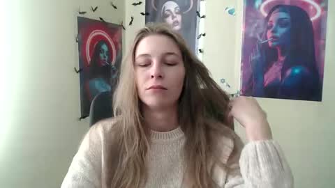 Snapshot of stranger_giirl chatting on 04.27.26 Amalia online show from 04.27.26