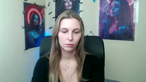 Snapshot of stranger_giirl chatting on 04.28.26 Amalia online show from 04.28.26