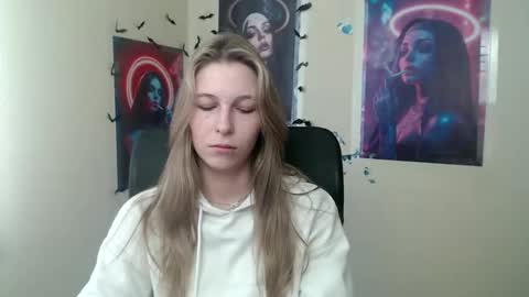 Snapshot of stranger_giirl chatting on 05.09.26 Amalia online show from 05.09.26