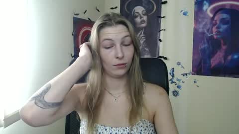 Snapshot of stranger_giirl chatting on 06.29.26 Amalia online show from 06.29.26