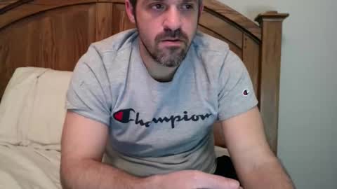 Snapshot of strangeratnight87 chatting on 02.03.26 strangeratnight87 online show from 02.03.26